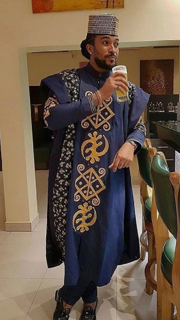 AFRICAN MEN AGBADA EMBROIDERY DANSKI MEN TRADITIONAL OUTFIT + CAP