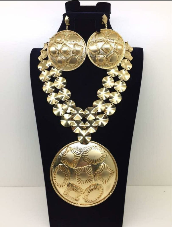 CLASSIC ELEGANT WOMAN GOLD PLATED PARTY JEWELRY SET