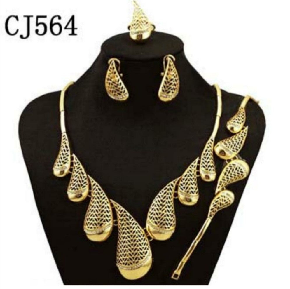 Beautiful lovely gold plated fashion jewelry set