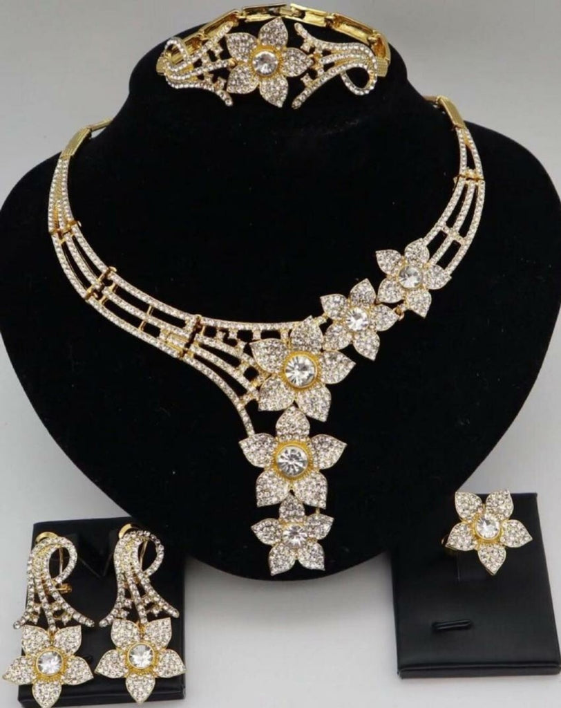 Lovely silver jewelry set