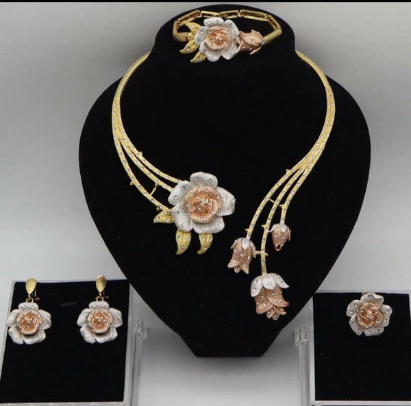 Elegant Gold Beautiful Jewelry Set