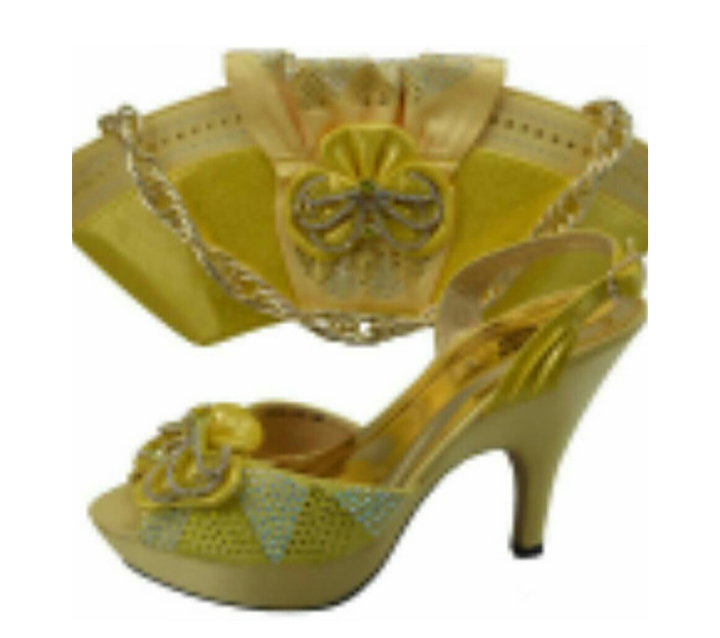 Yellow Shoe Set 06 - Ladybee Swiss Lace
