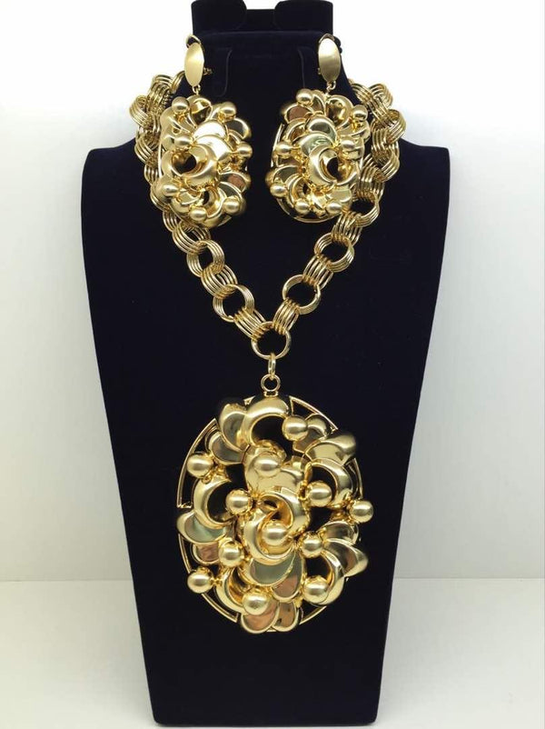 Jewelry Set - Ladybee Swiss Lace