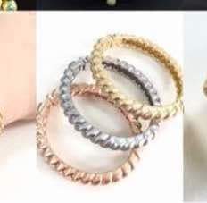 Women fashion gold Bangles set