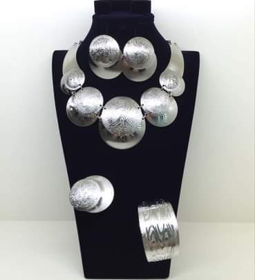 Silver complete jewelry set