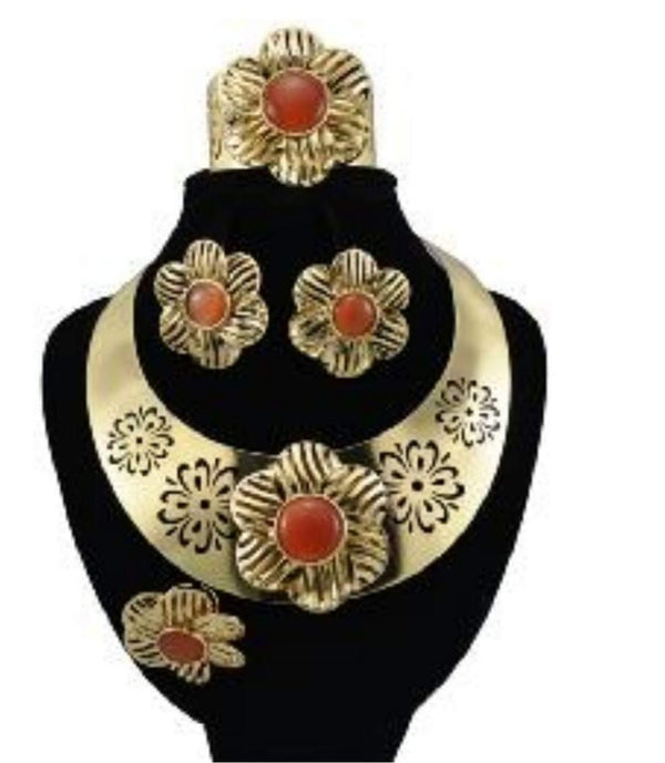 Gold jewelry complete set - Ladybee Swiss Lace