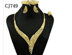 Weeked jewelry set - Ladybee Swiss Lace
