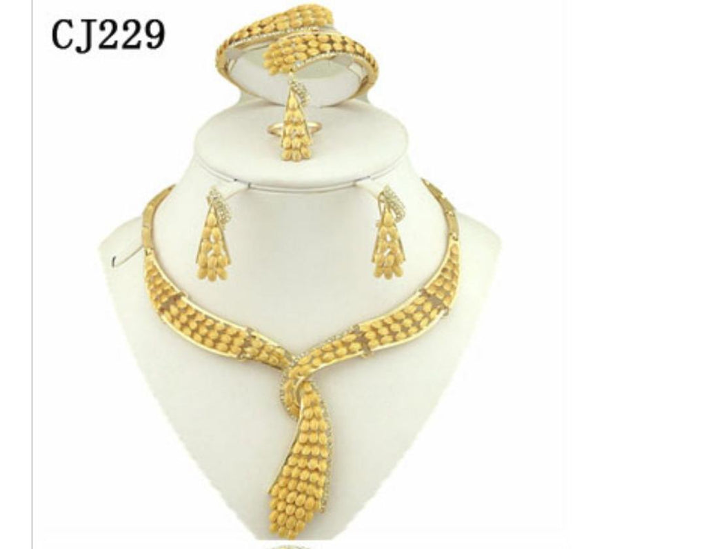 Weeked jewelry set - Ladybee Swiss Lace